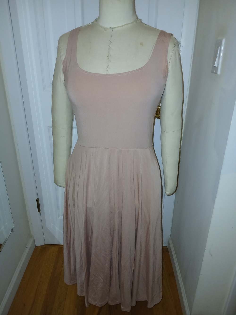 Reformation Scoop-Neck Midi Dress in Dusty Blush
